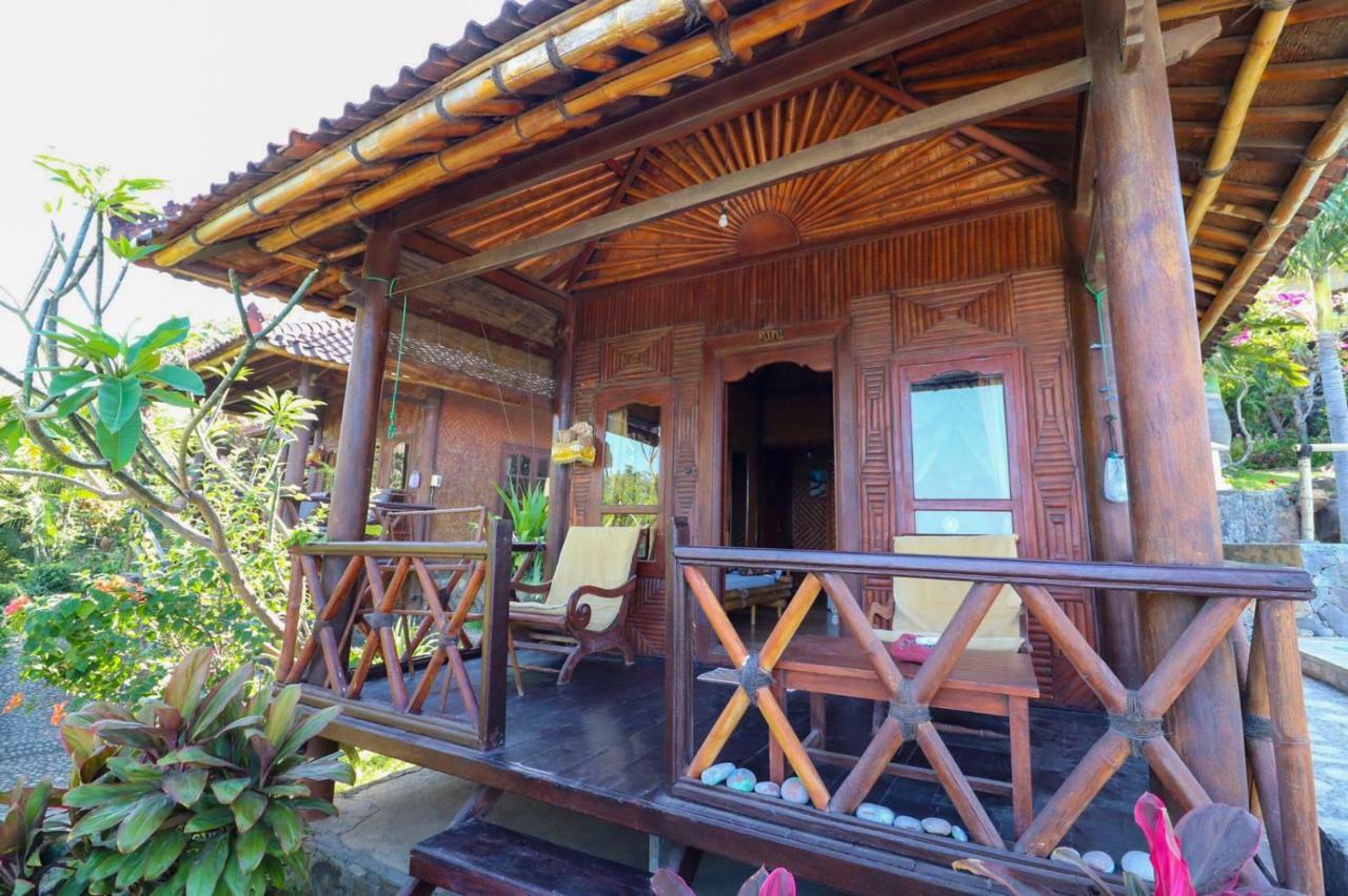 Eka Purnama Cottages Амед Экстерьер фото