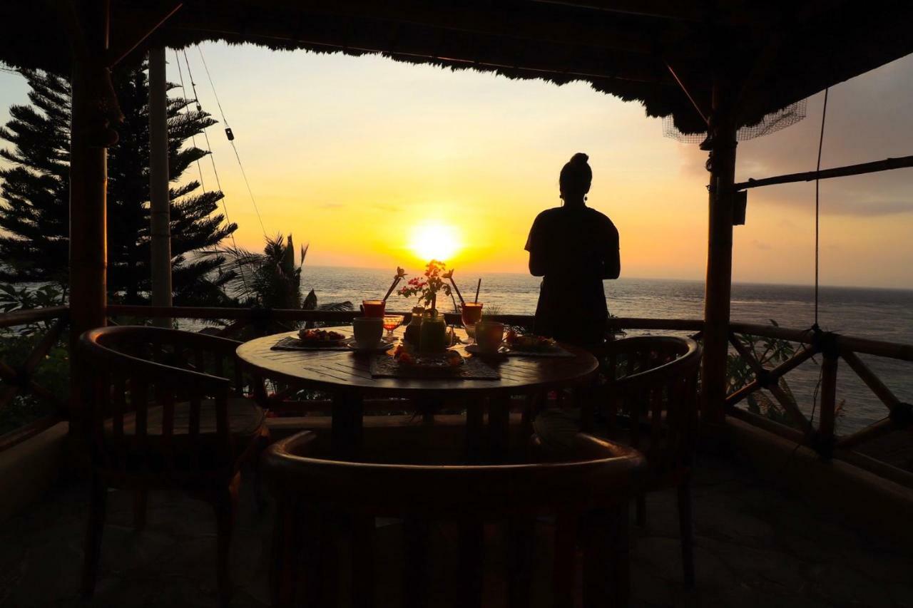 Eka Purnama Cottages Амед Экстерьер фото