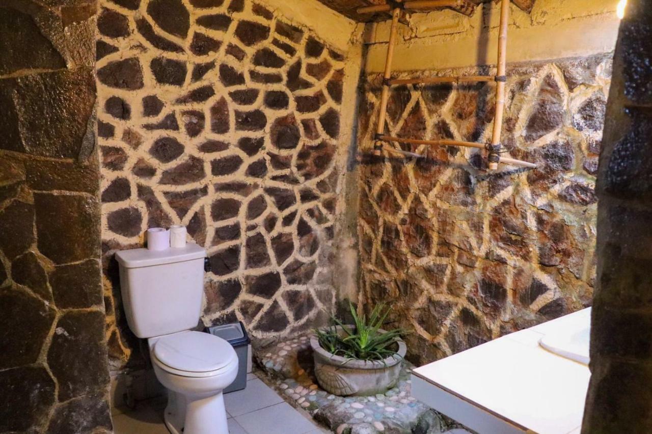 Eka Purnama Cottages Амед Экстерьер фото